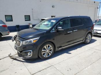  Salvage Kia Sedona