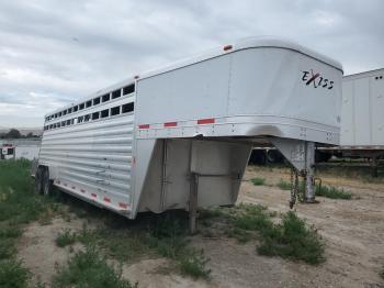  Salvage Universal Trailer