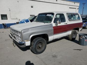  Salvage Chevrolet Blazer