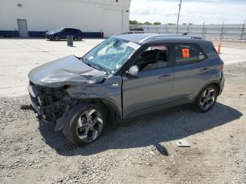  Salvage Hyundai VENUE