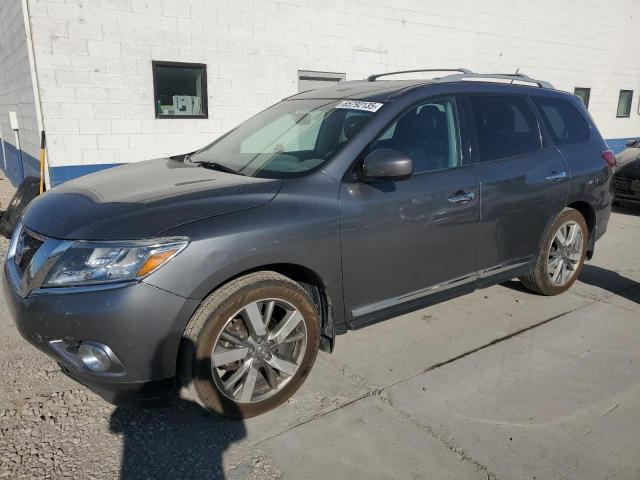  Salvage Nissan Pathfinder