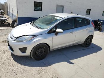  Salvage Ford Fiesta