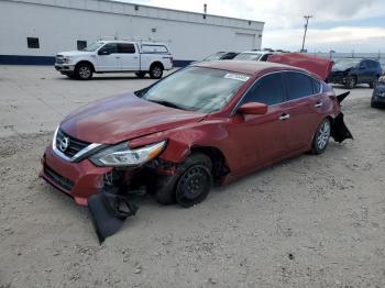  Salvage Nissan Altima