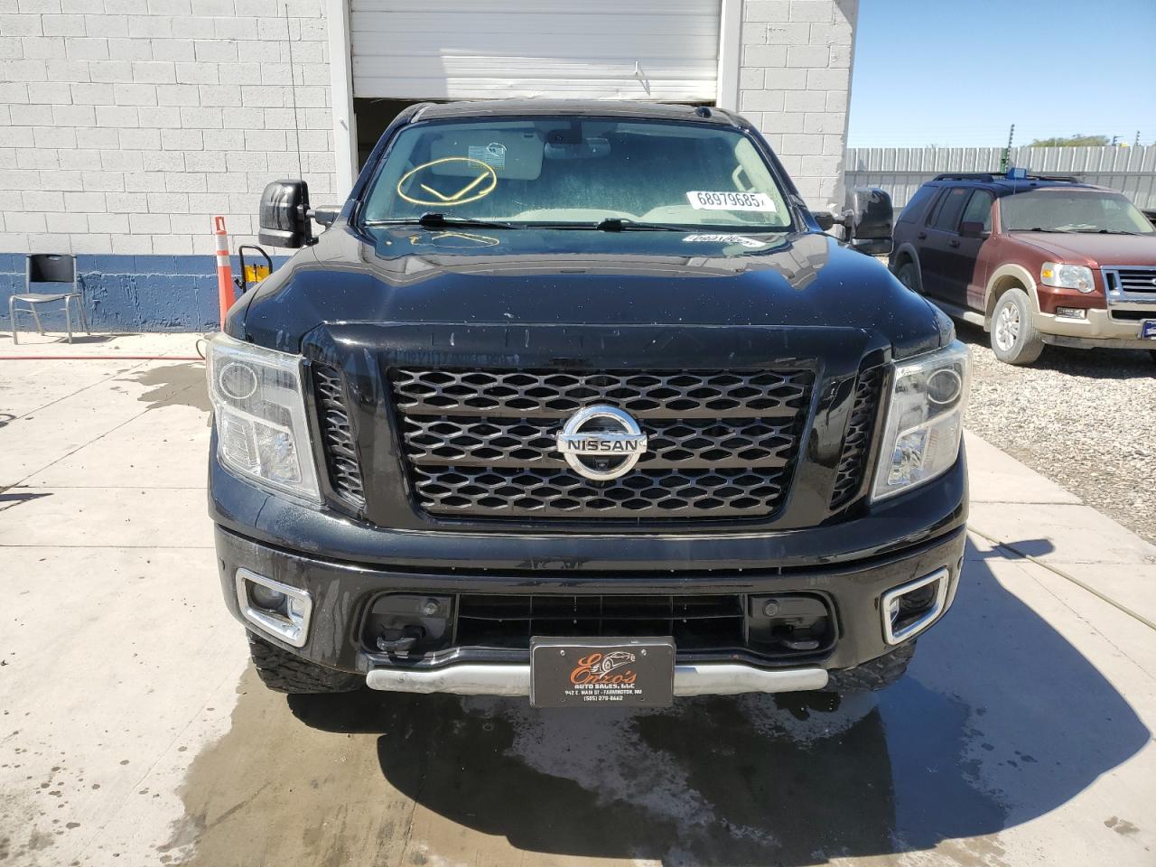 Nissan Titan Sv Image 7