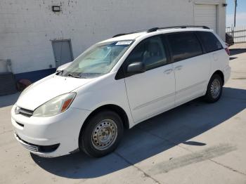  Salvage Toyota Sienna