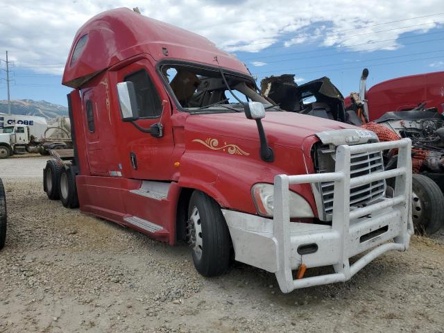  Salvage Freightliner Cascadia 1
