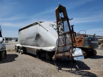 Salvage Beall Trailer