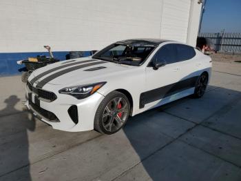  Salvage Kia Stinger