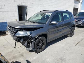  Salvage Volkswagen Tiguan