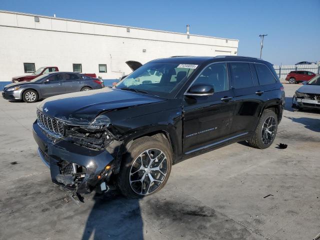  Salvage Jeep Grand Cherokee