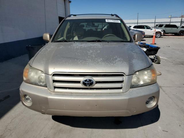 Toyota Highlander Sport Image 9