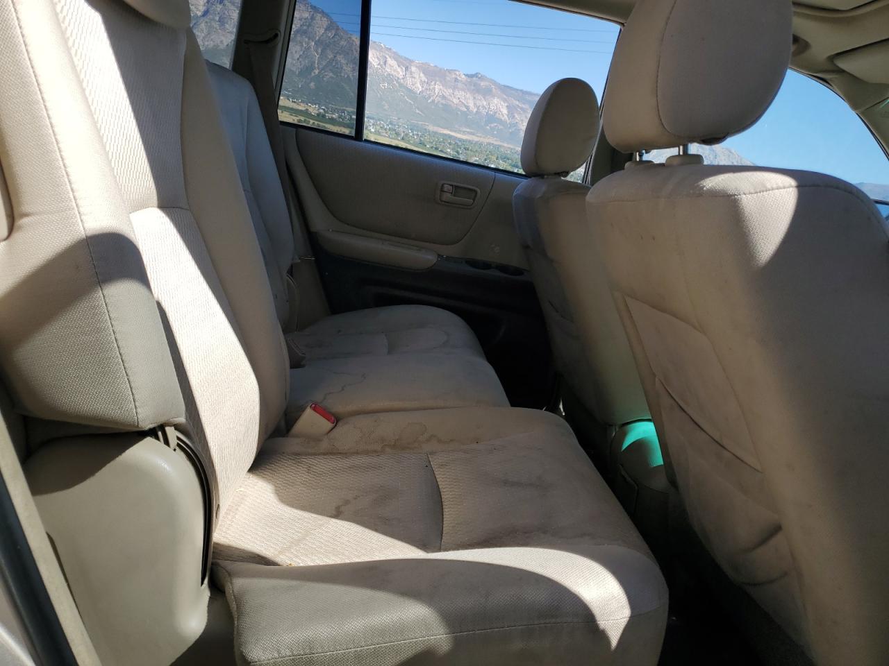 Toyota Highlander Sport Image 2