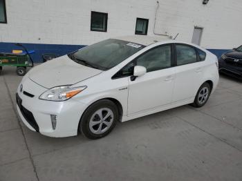 Salvage Toyota Prius