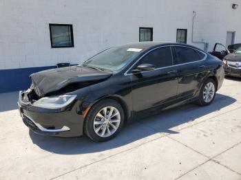  Salvage Chrysler 200