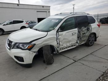  Salvage Nissan Pathfinder