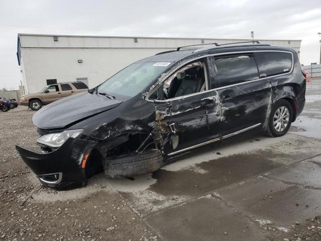  Salvage Chrysler Pacifica