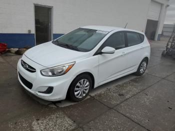  Salvage Hyundai ACCENT