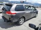 Toyota Sienna Le Image 5