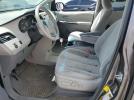 Toyota Sienna Le Image 9
