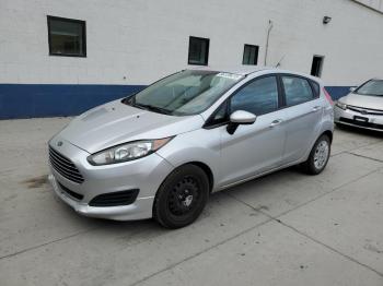  Salvage Ford Fiesta