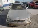 Toyota Camry Le Image 4
