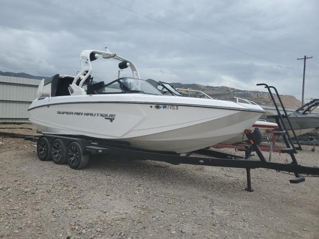  Salvage Correct Craft Boat Trail