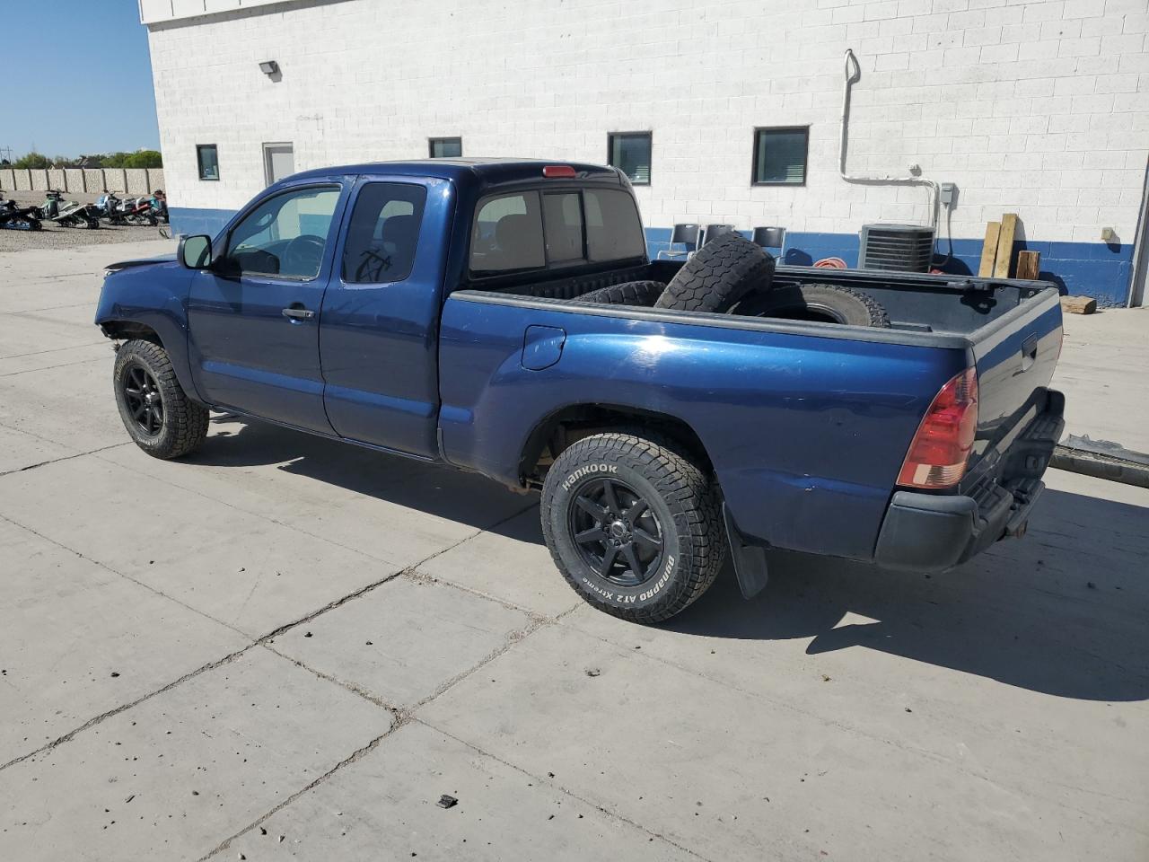 Toyota Tacoma Access Cab Image 5