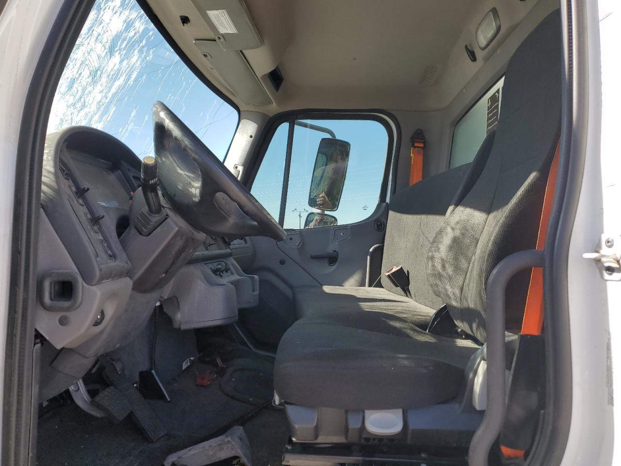 Freightliner M2 106 Med 106 Medium Duty Image 4