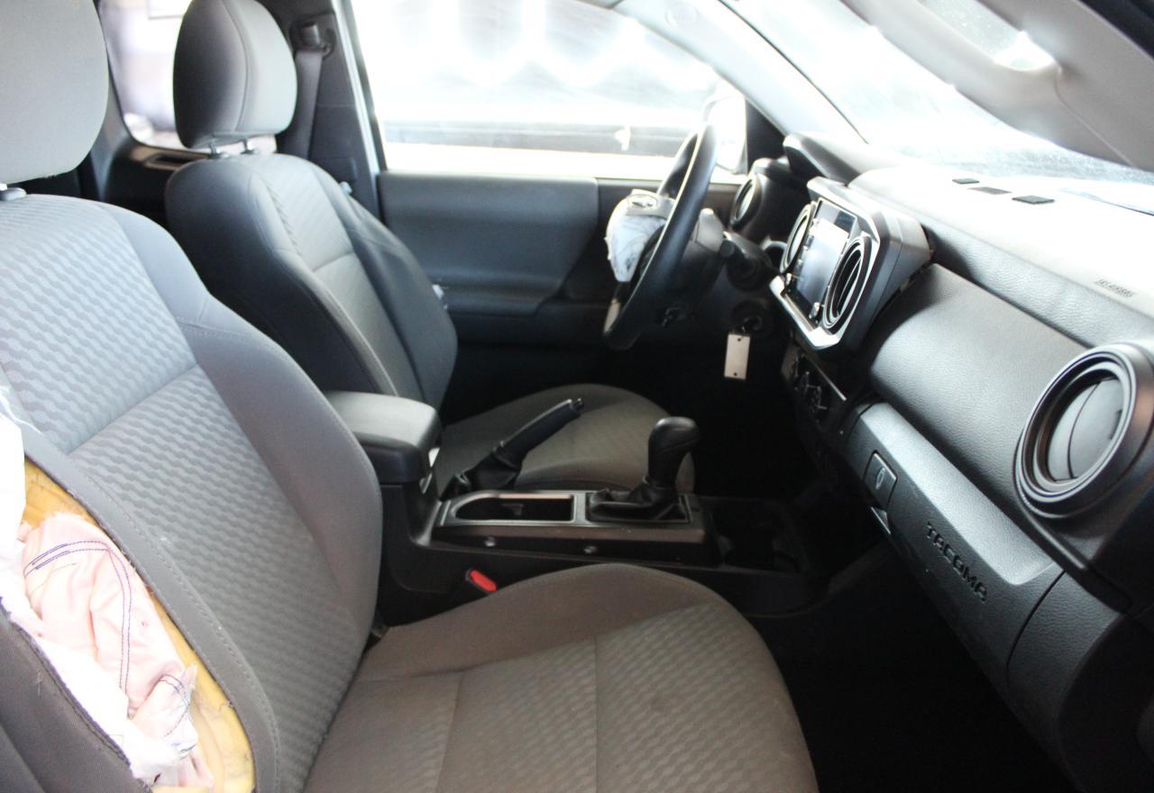 Toyota Tacoma Access Cab Image 5