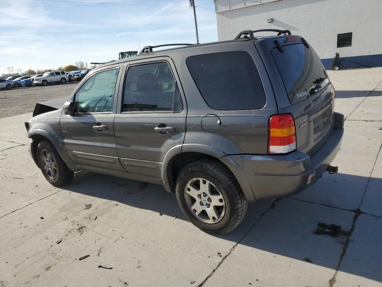 Ford Escape Limited Image 2