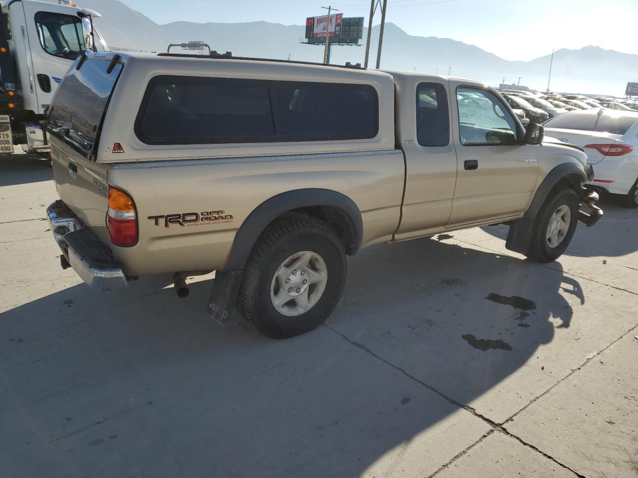 Toyota Tacoma Xtracab Image 10