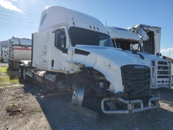  Salvage Freightliner Cascadia 126