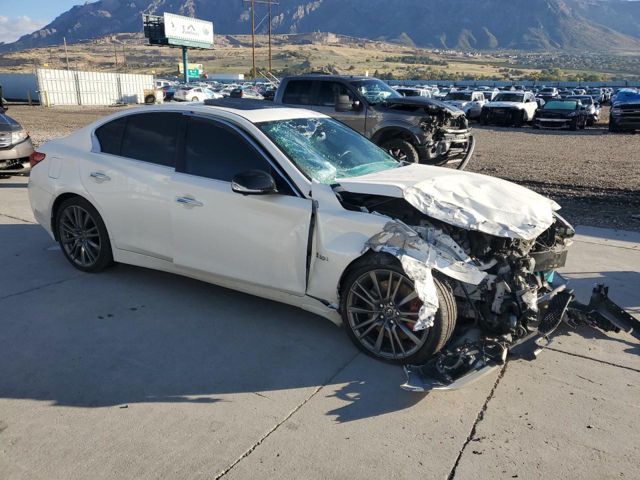 INFINITI Q50 Red Sport 400 Image 6