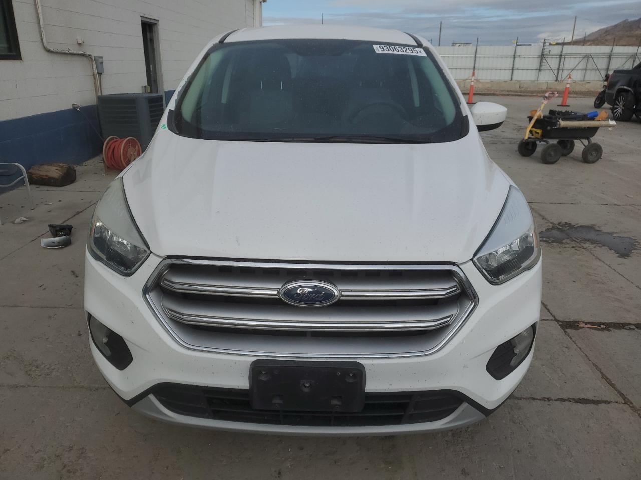 Ford Escape Se Image 5