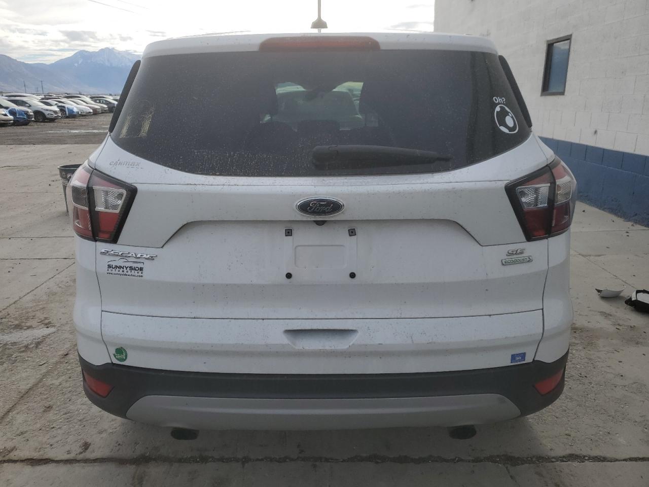 Ford Escape Se Image 8