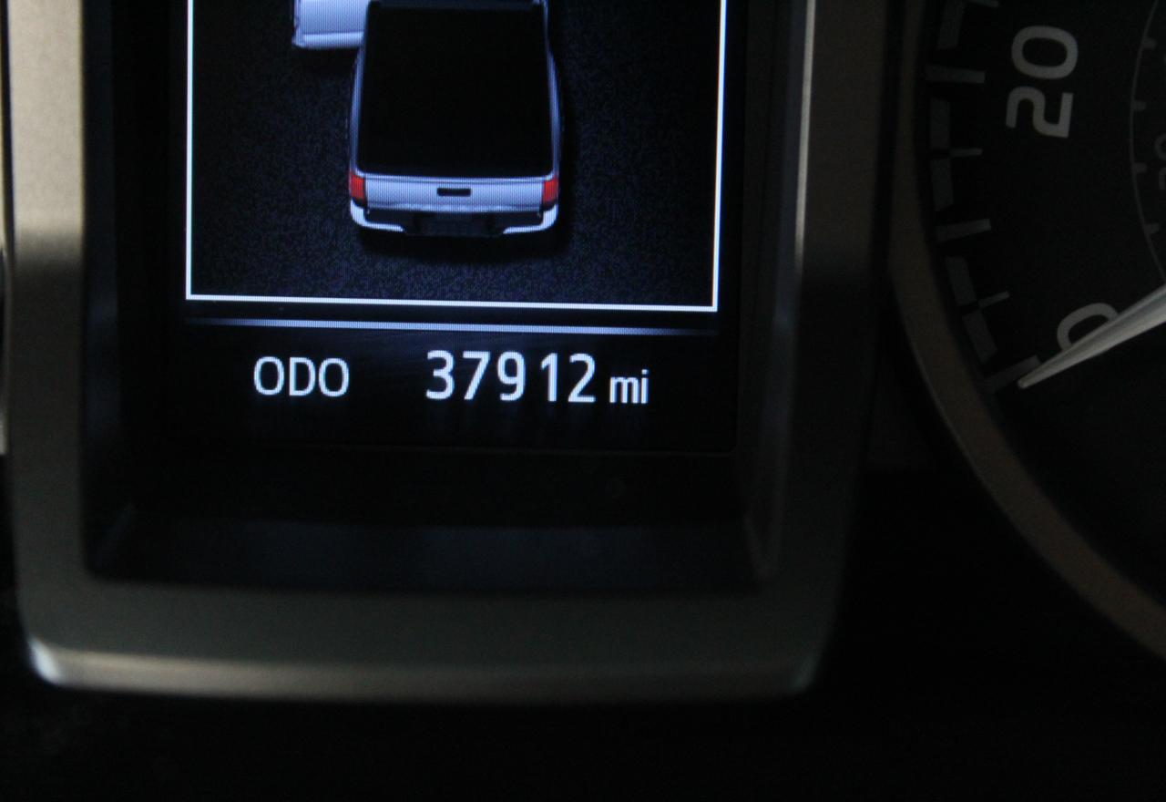 Toyota Tacoma Access Cab Image 6