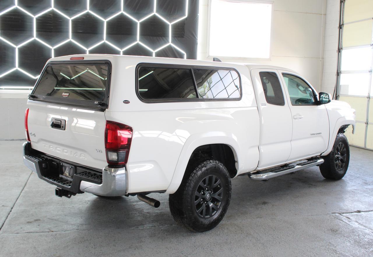 Toyota Tacoma Access Cab Image 7