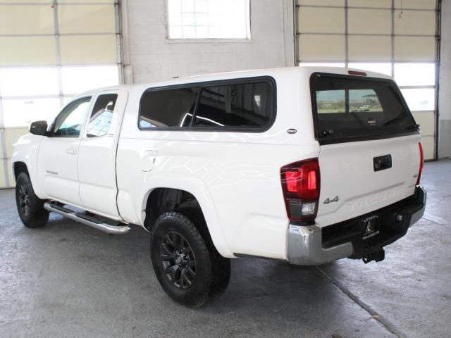 Toyota Tacoma Access Cab Image 10
