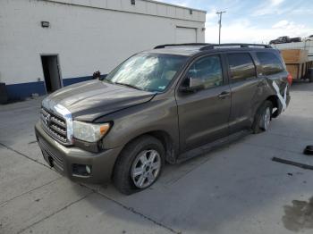  Salvage Toyota Sequoia