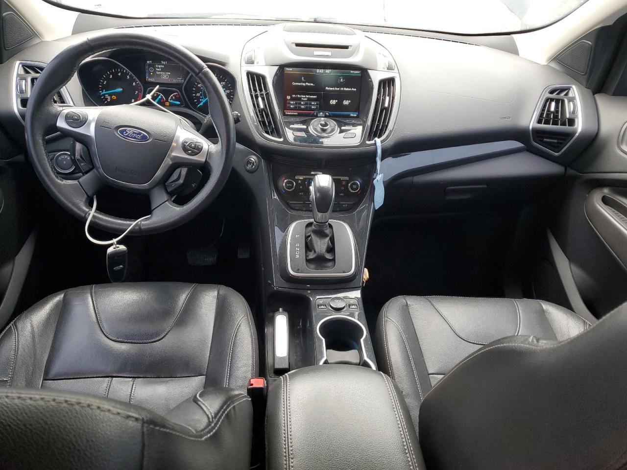 Ford Escape Titanium Image 13