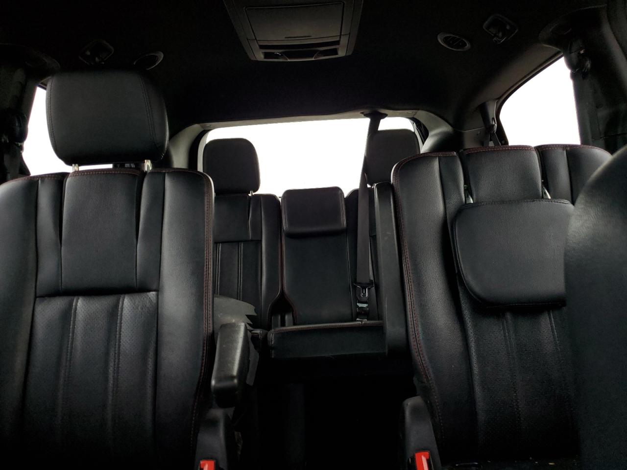 Dodge Caravan R/t Image 8