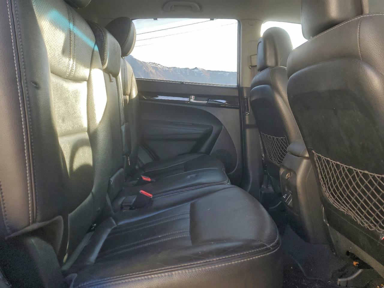 Kia Sorento Ex Image 12