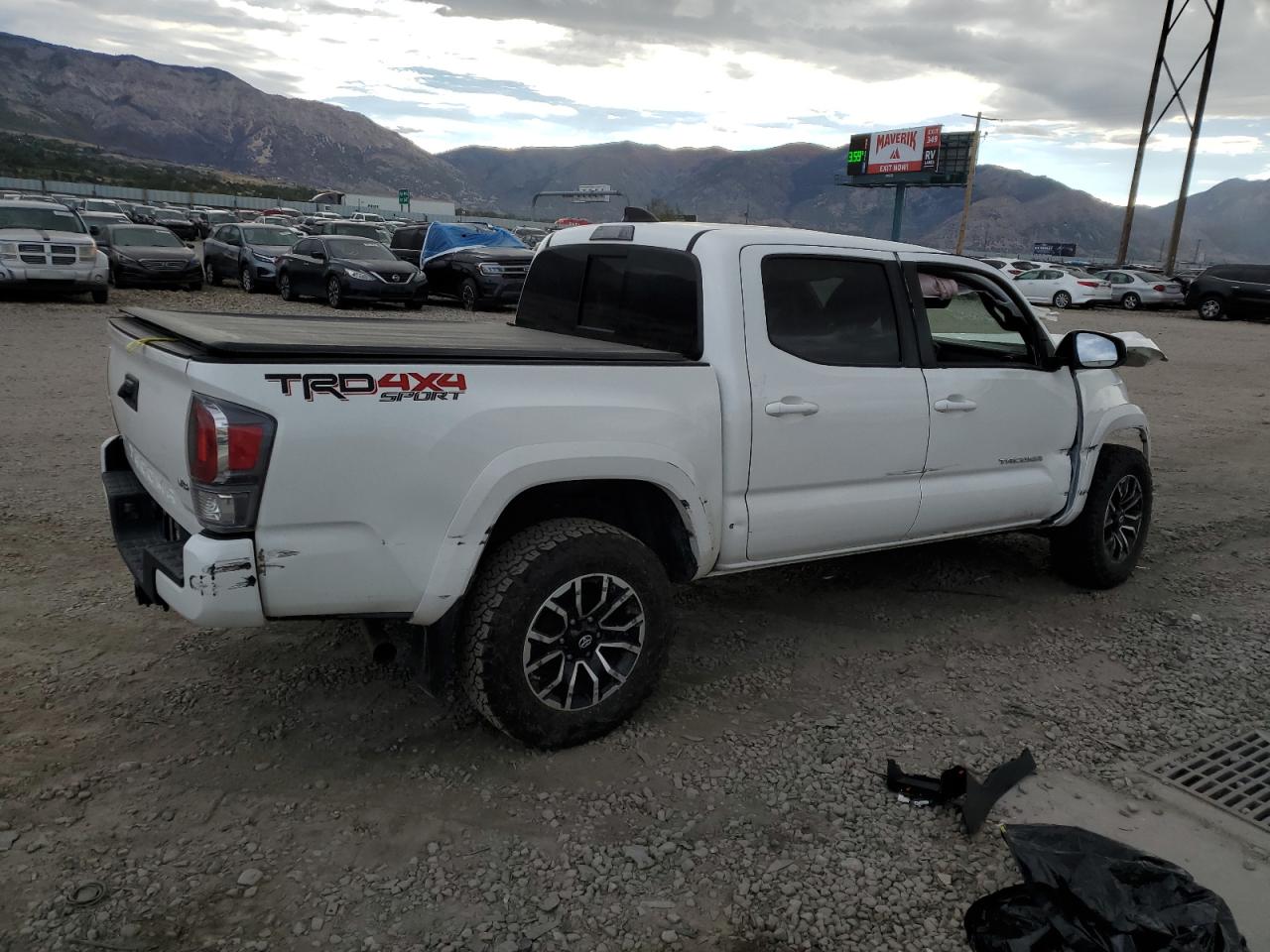 Toyota Tacoma Double Cab Image 5