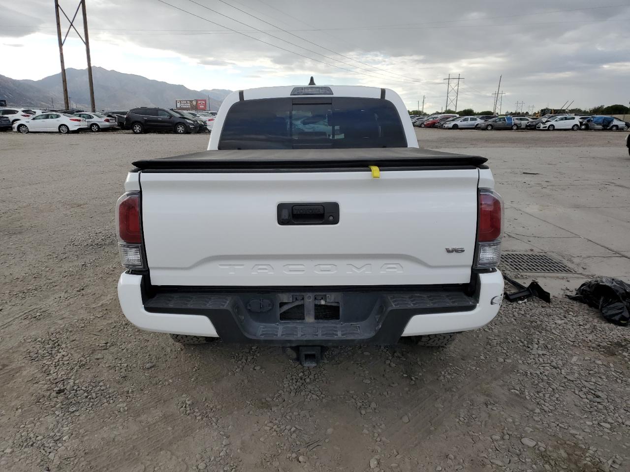 Toyota Tacoma Double Cab Image 9