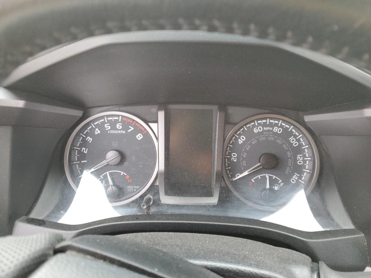 Toyota Tacoma Double Cab Image 7