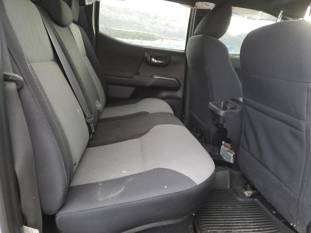 Toyota Tacoma Double Cab Image 10