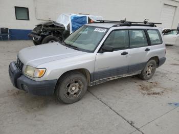  Salvage Subaru Forester