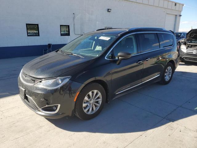  Salvage Chrysler Pacifica