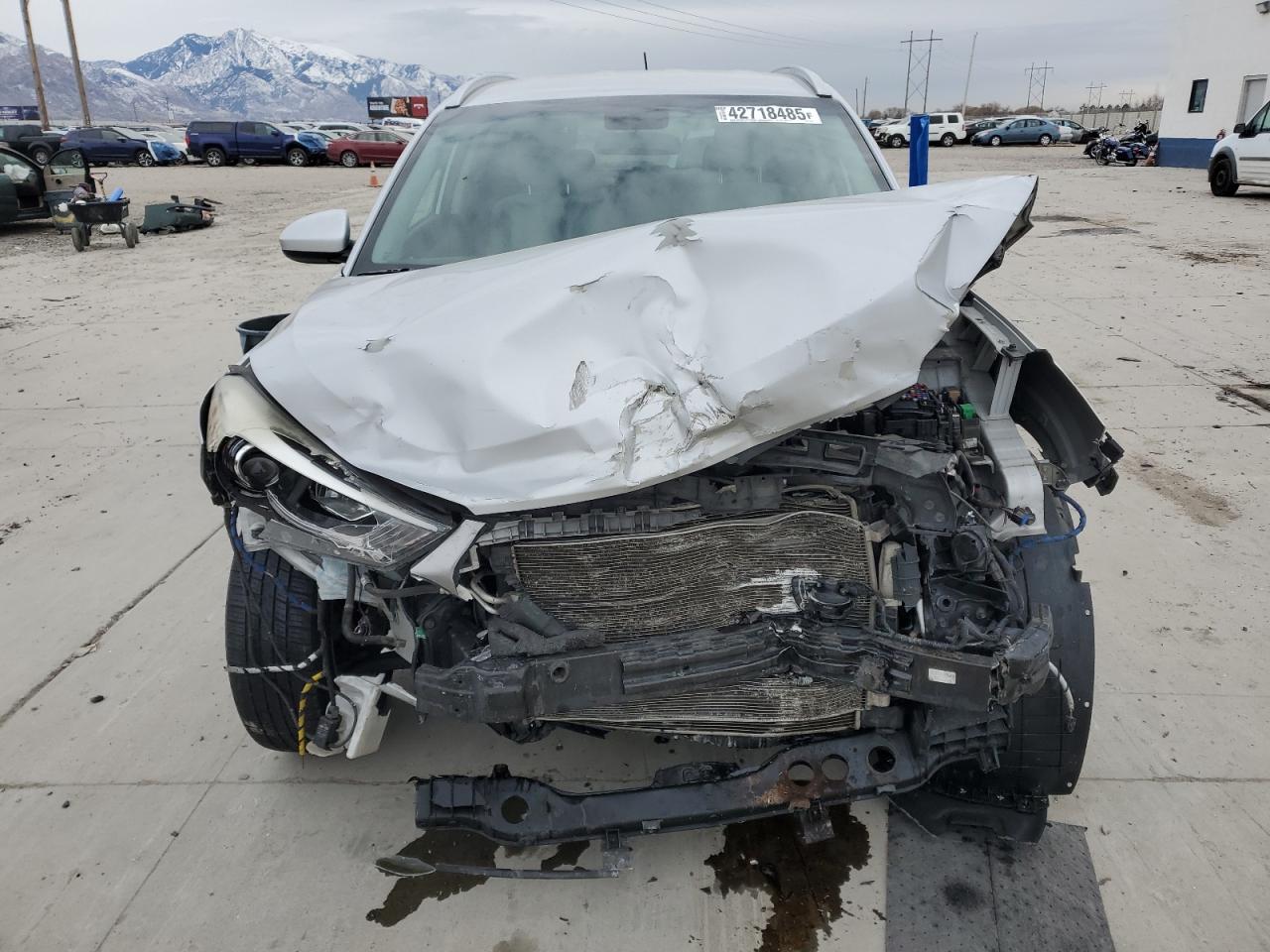 Hyundai TUCSON Limited Image 10