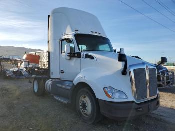  Salvage Kenworth T680